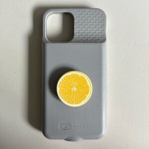 iPhone 12/12 Pro Rechargeable Charging Case (7000 mAH, gray)